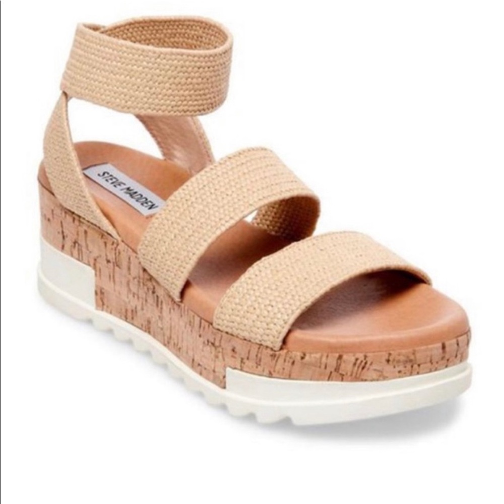 Steve Madden Bandi Sandal. Size 8.
